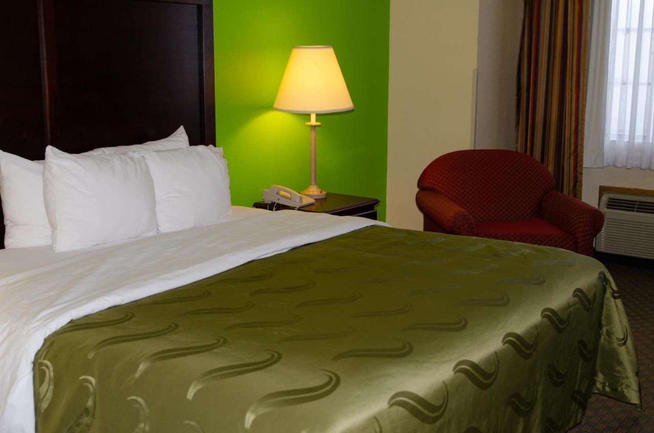 Quality Inn & Suites Of Alma - Northeast From Fort Smith Zewnętrze zdjęcie