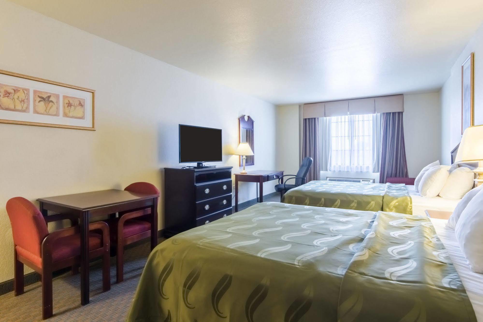 Quality Inn & Suites Of Alma - Northeast From Fort Smith Zewnętrze zdjęcie
